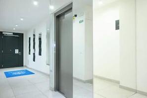 Interior - SubitoSanto Residence - Studio Apartment 4A Mantegna-Basilica of St. Anthony (Padova)