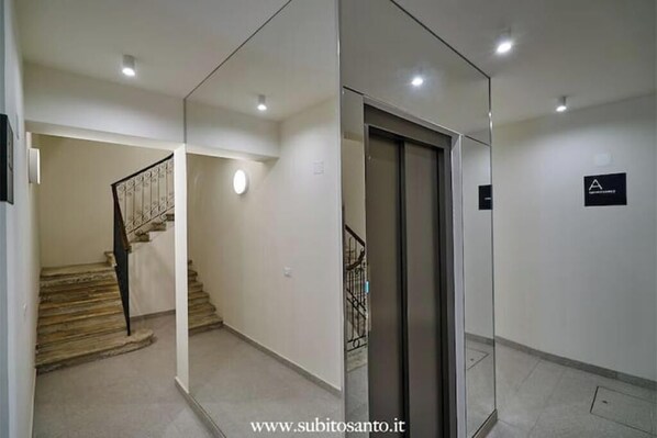 Interior - SubitoSanto Residence - Romantic Suite (Padova)