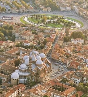 Aerial view - SubitoSanto Residence - Romantic Suite (Padova)