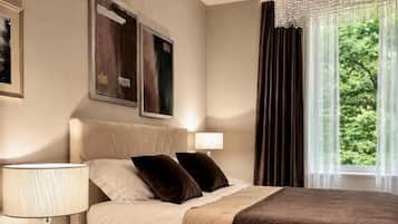 Soundproofing, iron/ironing board, free WiFi