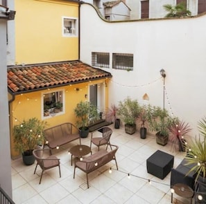 Terrace/patio - SubitoSanto Residence - Cozy Apartment 1G Antenore-Basilica of St. Anthony (Golfo Aranci (SS))