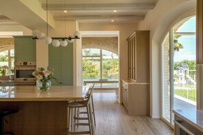 Dining - Villa with pool and pizza oven in the Marche hills (Trecastelli)
