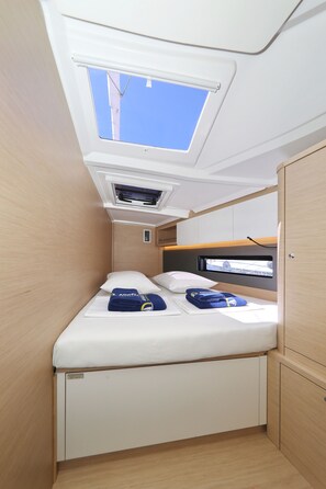 Room - Sun-Kissed Sailing Adventure in Istria, Croatia (Pula)