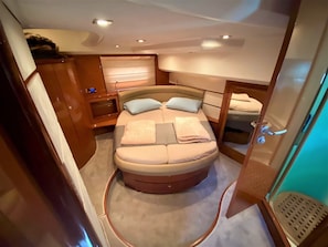 Room - Sun-Kissed Sailing Adventure in Sibenik, Croatia (Primošten)