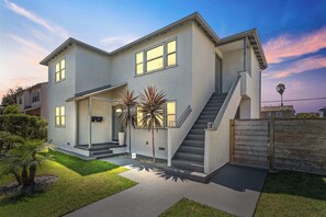 Exterior - Delightful 2-bedroom apartment with AC in Los Angeles (Los Angeles)