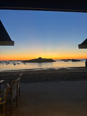 Beach - Apartment in Trégastel, in the heart of the Pink Granite Coast, 350 from the beaches (Trégastel)