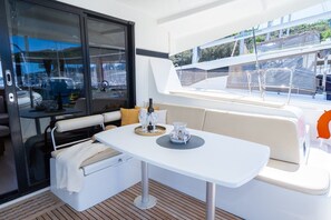 Outdoor dining - Sun-Kissed Sailing Adventure in Istria, Croatia (Pula)