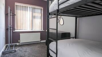 3 bedrooms, WiFi (free), individually decorated, individually furnished