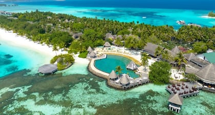 Malé Marvel: Sun-Kissed Sailing Experience in the Maldivian Atoll