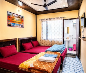 Habitación ejecutiva con 1 cama matrimonial o 2 individuales | Wifi gratis 