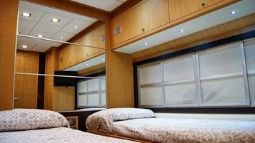 4 bedrooms
