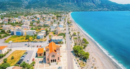 Sun-Kissed Sailing Adventure in Kalamata, Peloponeso