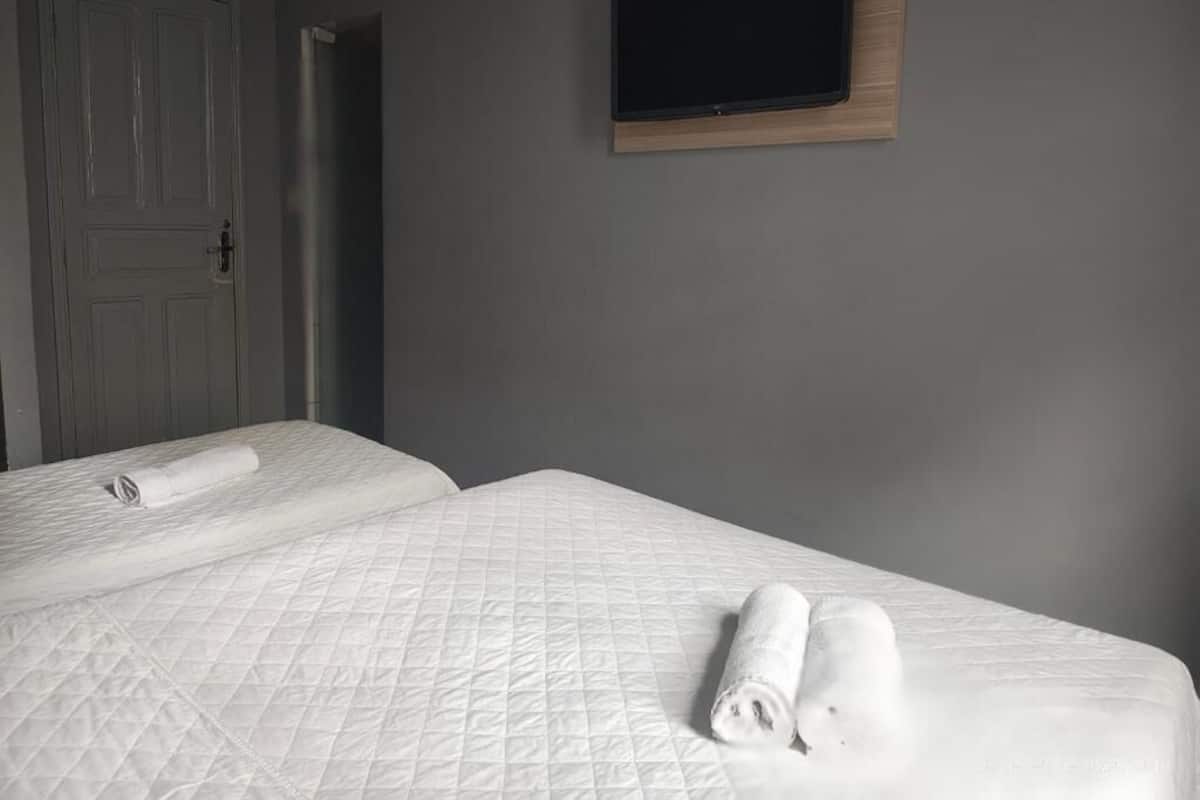 Standard Double or Twin Room | Laptop workspace, WiFi (free)