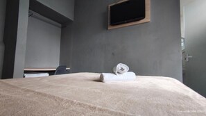 Laptop workspace, free WiFi - Marinus Hotel (Santos)