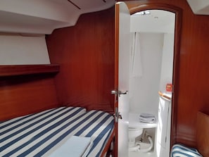2 bedrooms