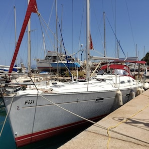 Marina - Sun-Kissed Sailing Adventure in Pylos, Peloponeso (Pilos)