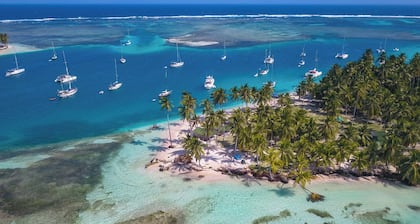 Sun-Kissed Sailing: A Tropical Escape to Islas San Blas