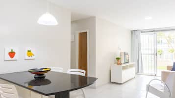 Apartment | Dining