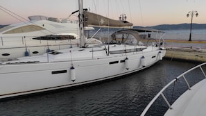 Marina - Sun-Kissed Sailing Adventure in the Serene Saronic Islands (Elefsina)