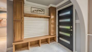 Huis, patio, uitzicht op tuin | Interieur