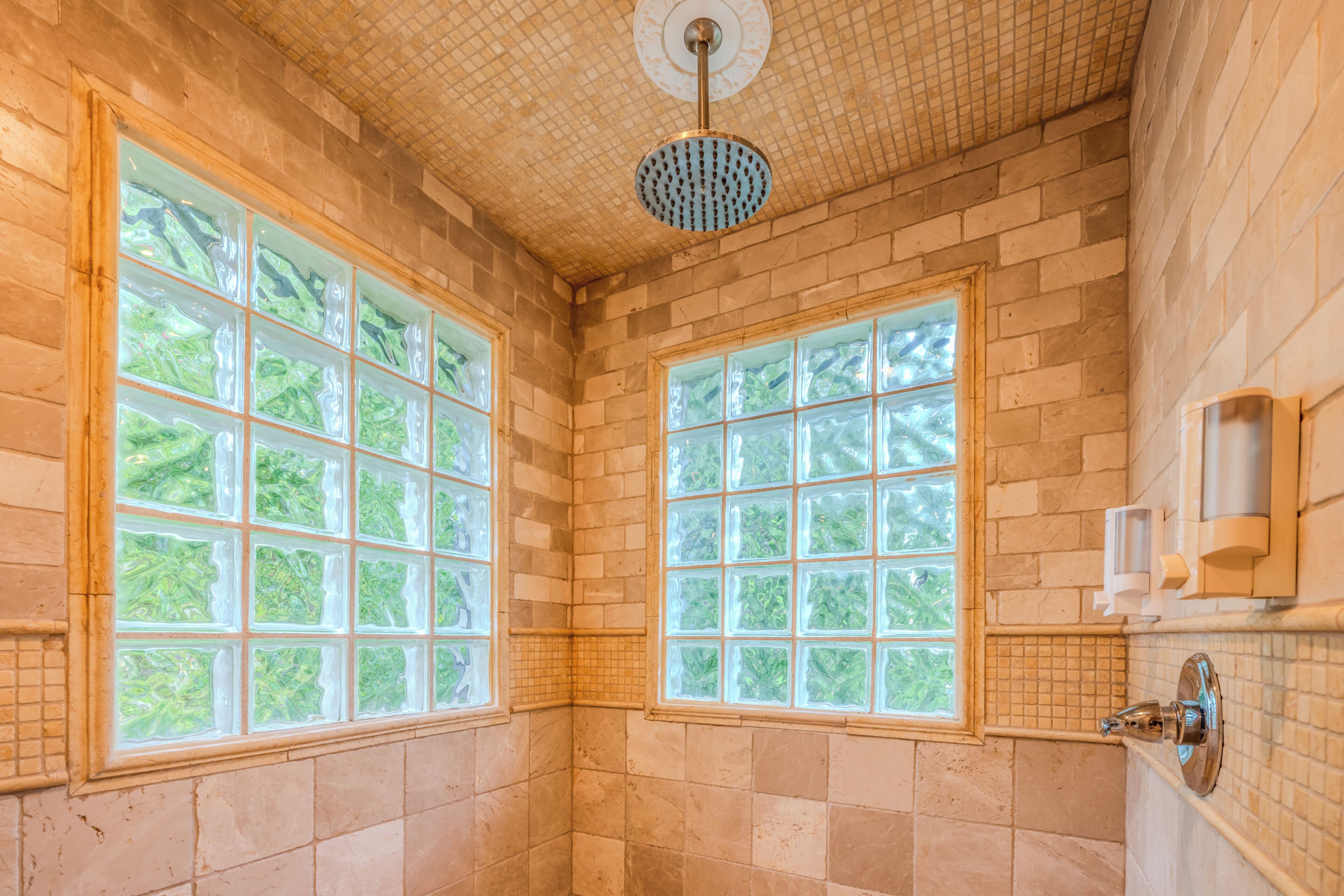 House, Patio, Garden View | Bathroom