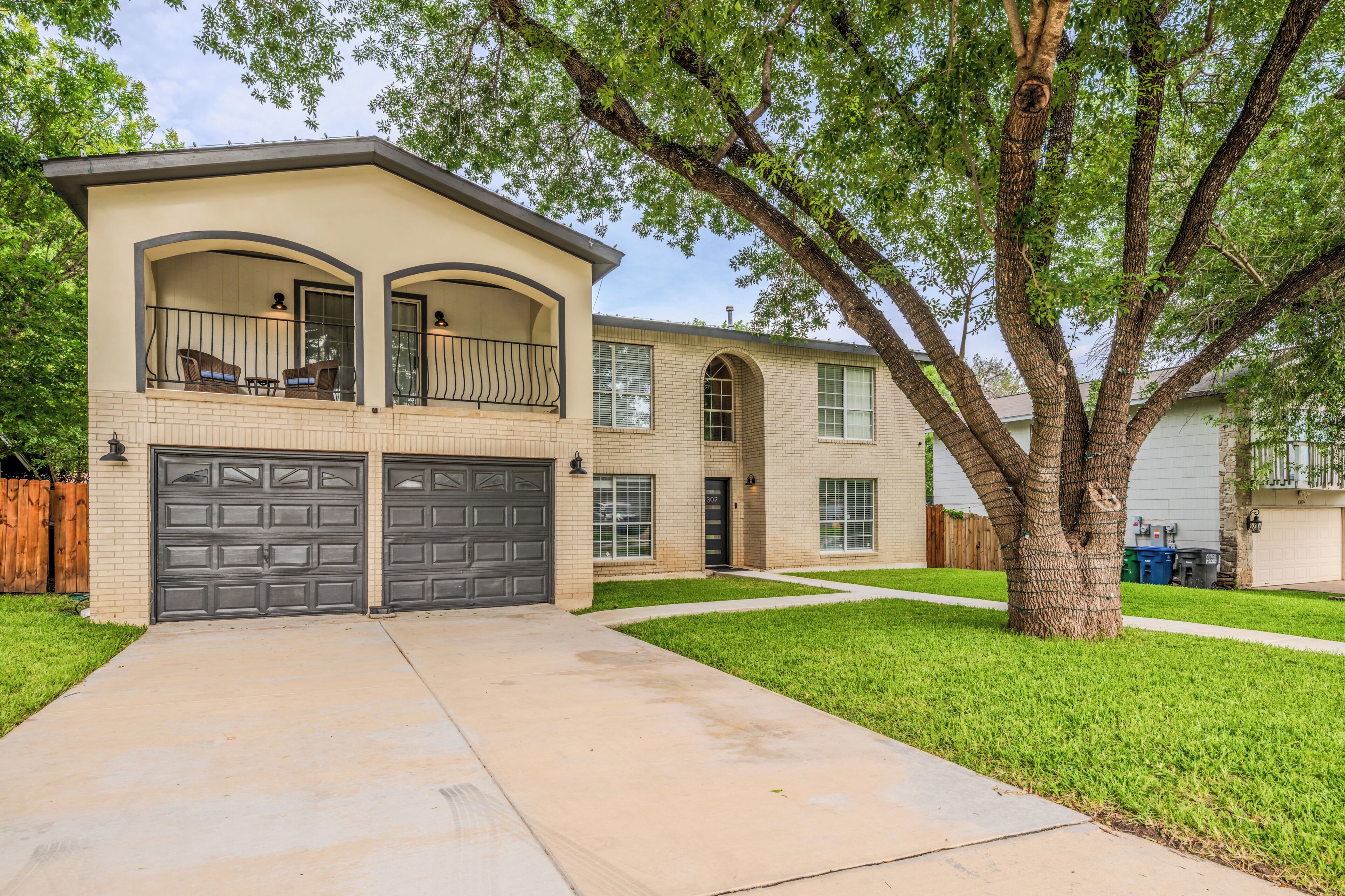 House, Patio, Garden View | Exterior