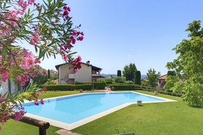 Pool - Regarda - Basiliko White Apartment with pool and wifi (Lazise)