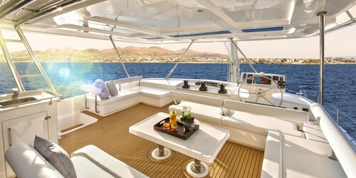 Caribbean Dream: Sun-soaked Sailing Adventure from Tortola, Islas Vírgenes Británicas