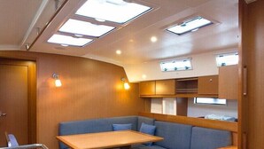 Interior - Sun-Kissed Sailing Adventure in Tenerife, Islas Canarias (Santa Cruz de Tenerife)
