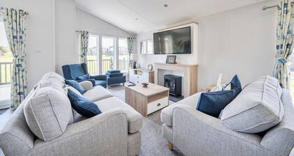 Atlantic Breeze Luxury Lodge Sleep 6