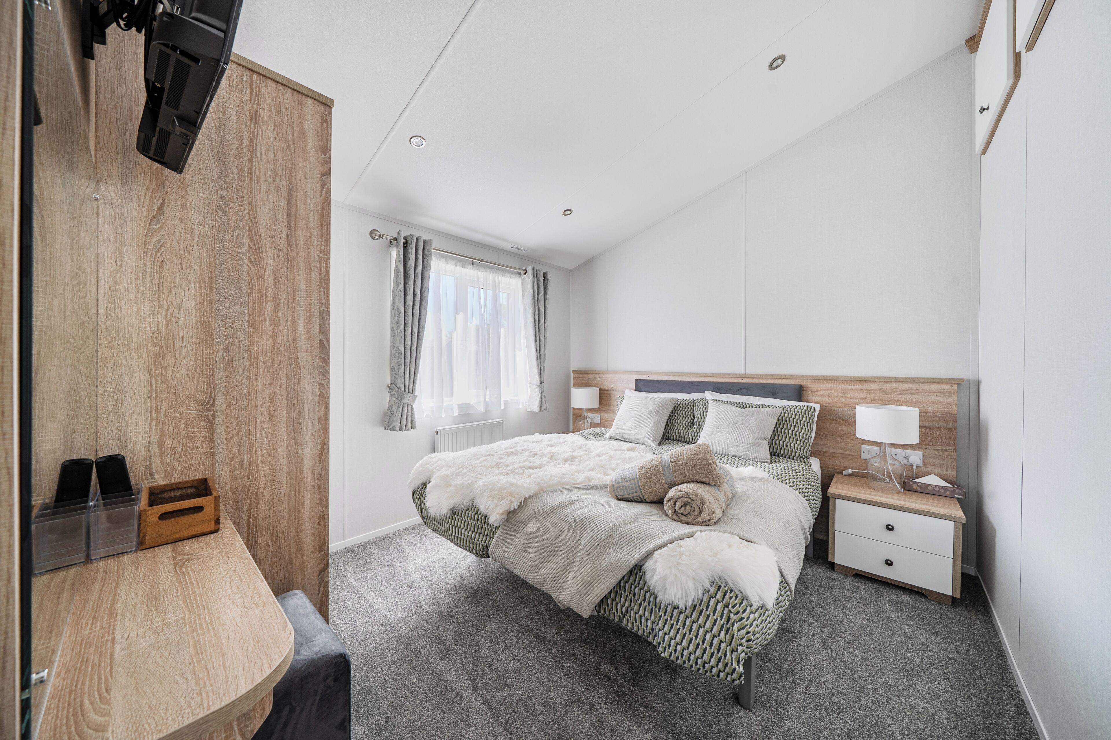 2 bedrooms, iron/ironing board, WiFi (free), bed sheets
