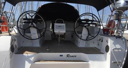 Sun-Kissed Sailing Adventure in Islas Esporadas
