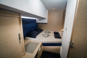 5 bedrooms - Sun-Kissed Sailing Adventure in the Ionian Islands, Lefkada (Lefkada)