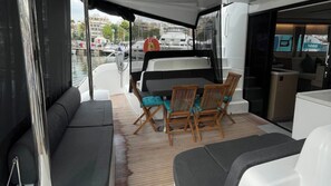 Outdoor dining - Sun-Kissed Sailing Adventure in Islas Sarónicas (Piraeus)