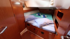 5 bedrooms - Sun-Kissed Sailing Adventure in Islas Sarónicas (Alimos)