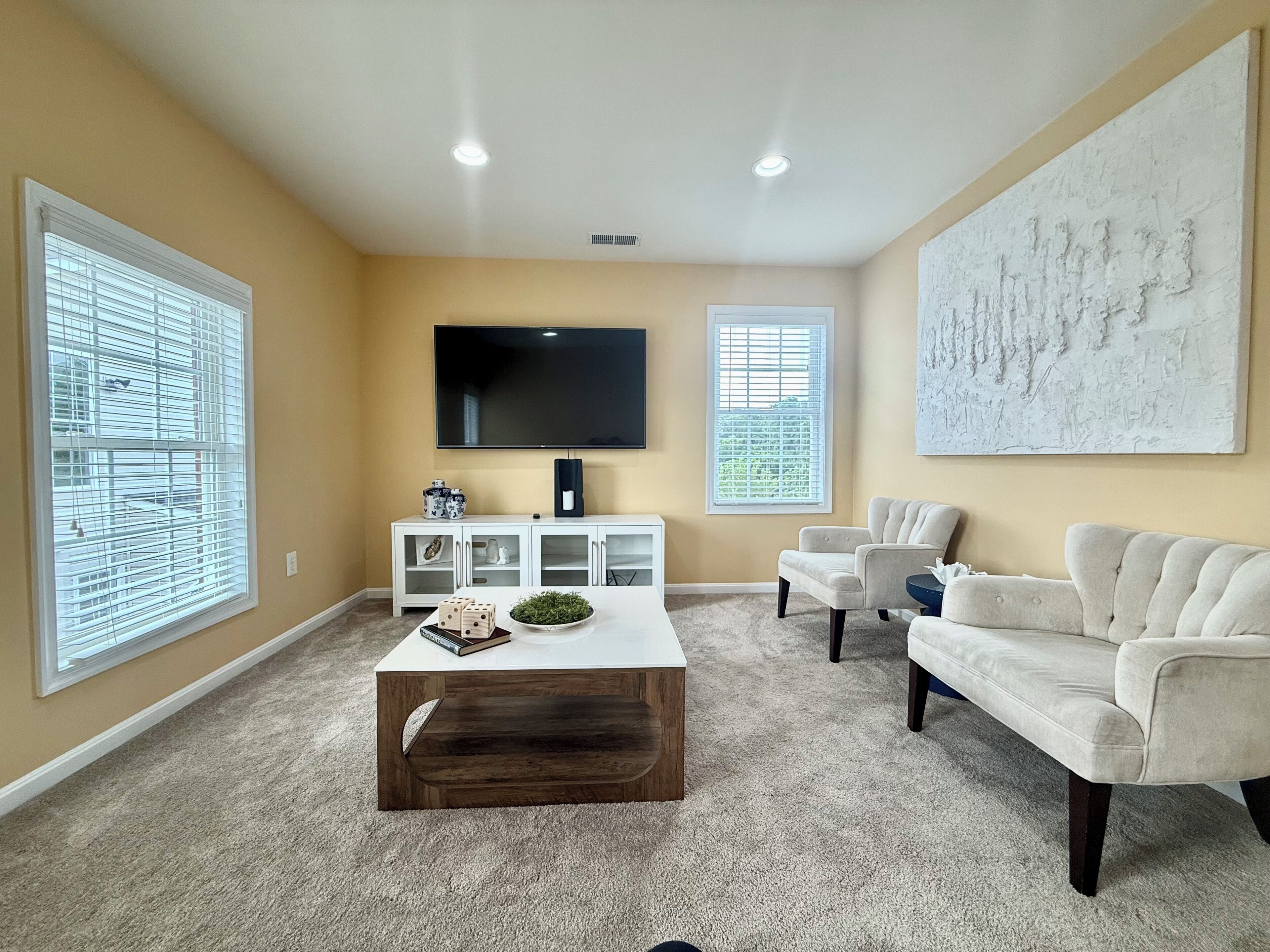 The Luxe Lounge & Warm Welcome - Gambrill State Park, Frederick