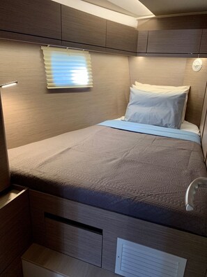 5 bedrooms