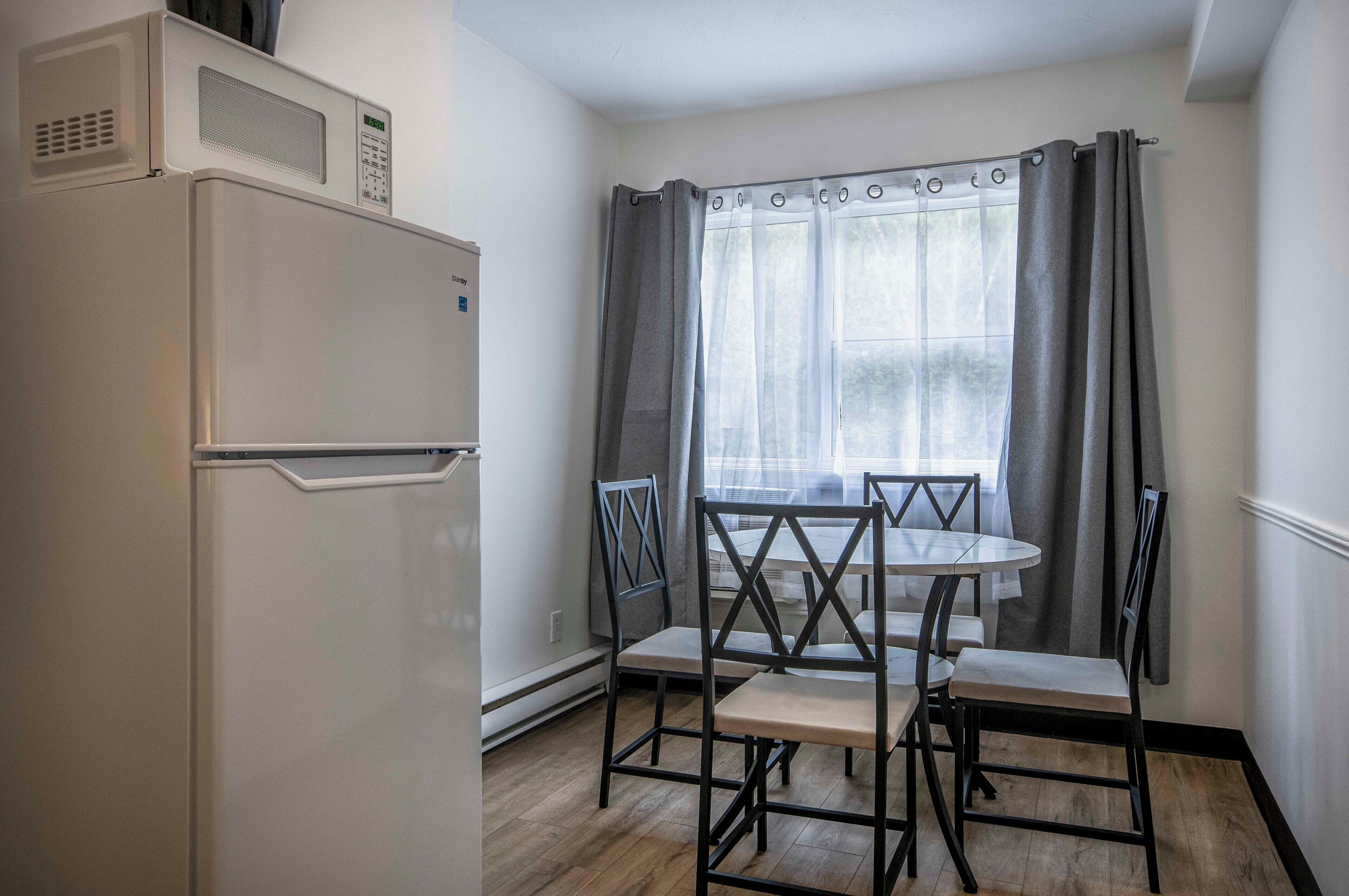 Deluxe Double Room Single Use, Non Smoking, Kitchenette | Private kitchen