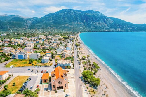 Sun-Kissed Sailing Adventure in Kalamata, Peloponeso