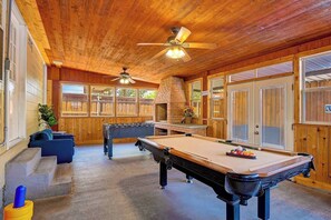 Spielezimmer