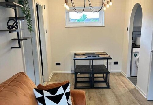 Apartment Sleeps 3 With Valley Views