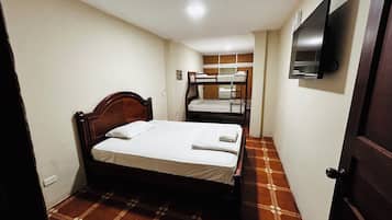 Comfort villa, 3 slaapkamers | Een strijkplank/strijkijzer, gratis wifi