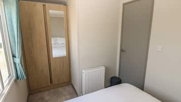 Cottage | 2 bedrooms, free WiFi, individually decorated, individually furnished