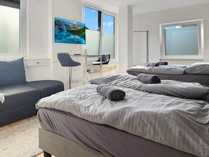 3 Schlafzimmer, Bügeleisen/Bügelbrett, WLAN, Bettwäsche