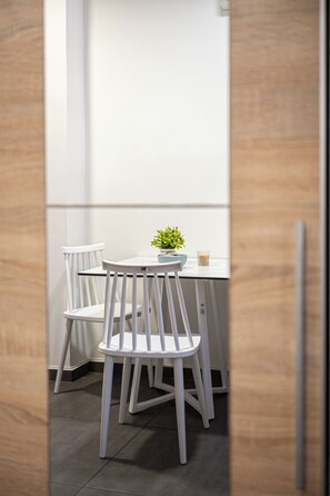Dining - STUDIO 224 (Chania)