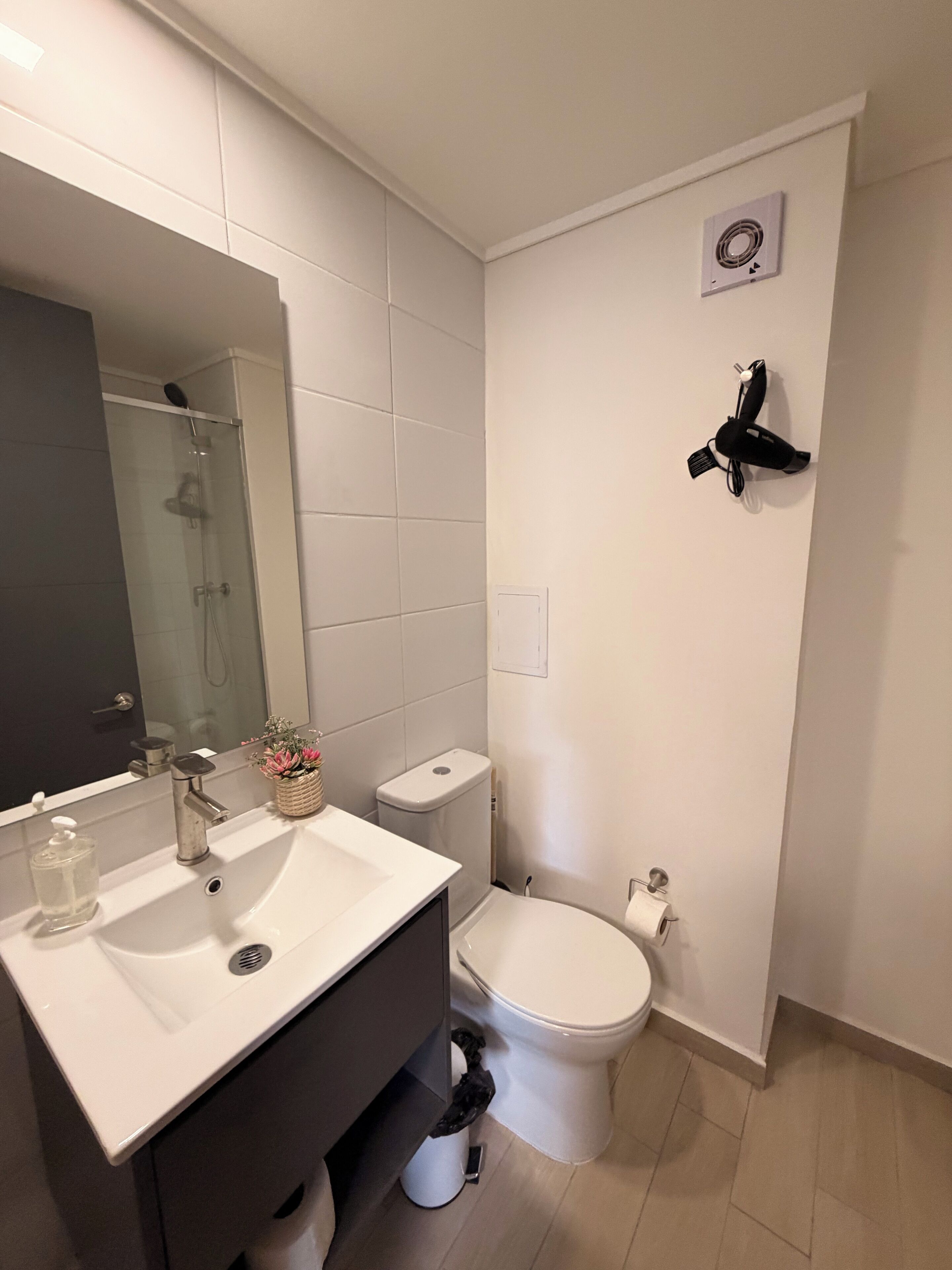 Deluxe Apartment, City View | Bathroom