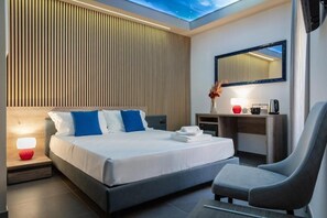 Deluxe Double Room, Courtyard View - Roma Art Suite (Roma)