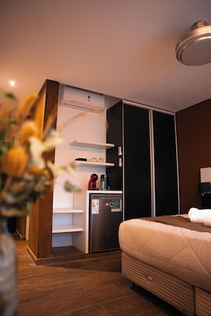 Comfort Double or Twin Room, Garden View | In-room safe, free WiFi
