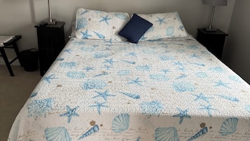 1 chambre, fer et planche à repasser, Wi-Fi gratuit, draps fournis