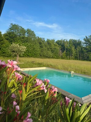 Pool - Vrbo Property (Saint Aulaye-Puymangou)